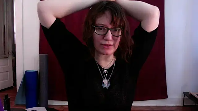 Snapshot of AnnywnBelle chatting on 05/17/26, 08:16 AnnywnBelle online show from 05/17/26, 08:16
