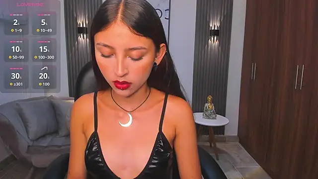 Snapshot of Nikky_sweett_ chatting on 05/29/26, 05:05 Nikky sweett online show from 05/29/26, 05:05