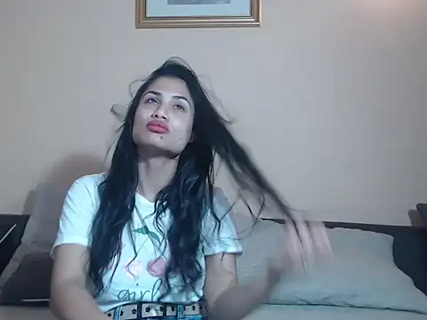 rebecka sweet online show from 05/14/26, 05:20