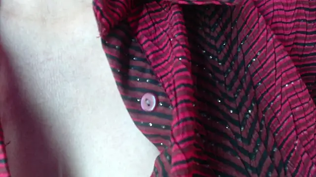 Iris Foster  online show from 04/29/26, 07:31