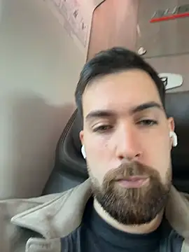 italianboy9298 online show from 04/29/26, 09:02