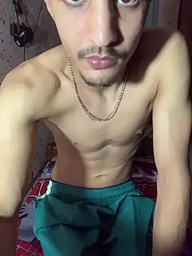 Snapshot of adamhdgdhdv73 chatting on 06/17/26, 11:27 adamhdgdhdv73 online show from 06/17/26, 11:27