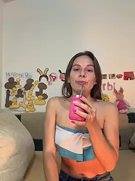 Barbi 0 online show from 07/07/26, 04:11