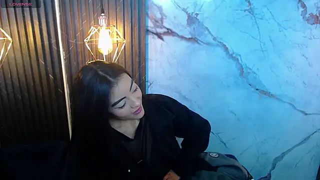 RoxxySweet01 online show from 04/29/26, 04:33