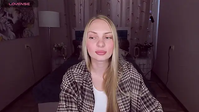 NancyGlamour online show from 05/16/26, 10:36