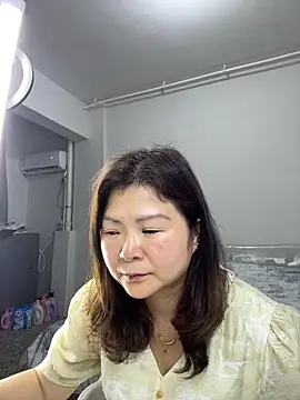 Snapshot of linda51863 chatting on 06/03/26, 01:03 linda51863 online show from 06/03/26, 01:03