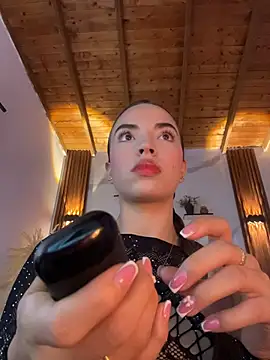 catalina lafer online show from 05/13/26, 12:13