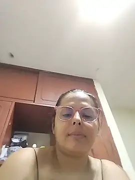 Snapshot of Bella_Morena27 chatting on 06/08/26, 08:15 Bella Morena27 online show from 06/08/26, 08:15