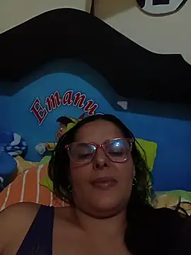 Snapshot of Bella_Morena27 chatting on 06/20/26, 01:30 Bella Morena27 online show from 06/20/26, 01:30