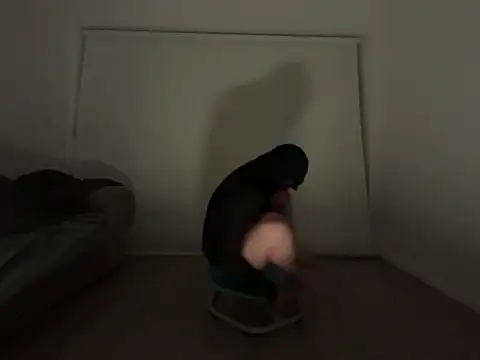 wowkinky1 online show from 04/29/26, 01:21