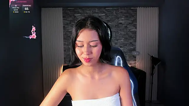 gemma 19  online show from 05/27/26, 04:20