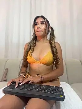 Yulieth x online show from 06/13/26, 01:53