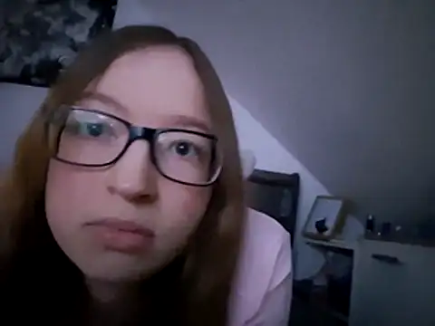 Freaky-Doll online show from 05/03/26, 07:20