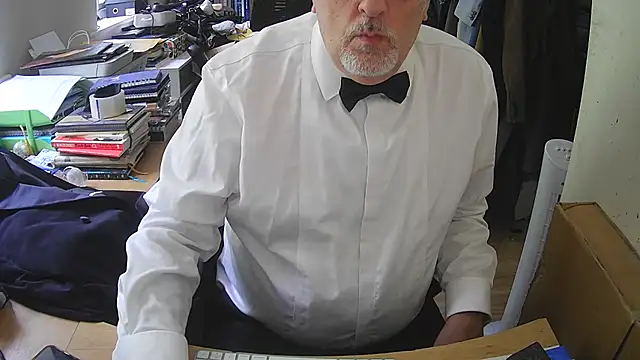 SuitedSub63 online show from 08/05/26, 01:25