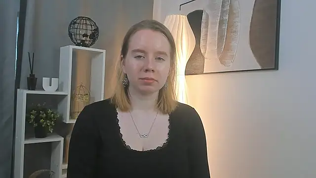 JeniceEl online show from 04/30/26, 09:04