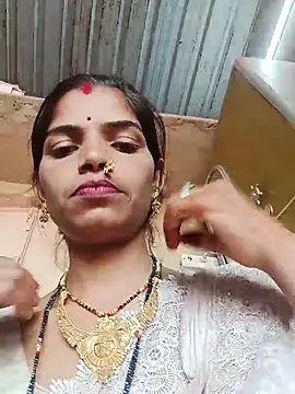 Snapshot of Khushi_lodha chatting on 06/08/26, 03:40 Khushi lodha online show from 06/08/26, 03:40