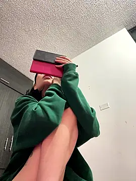 she-dulce online show from 06/12/26, 02:49