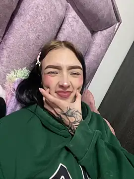 she-dulce online show from 06/19/26, 01:21