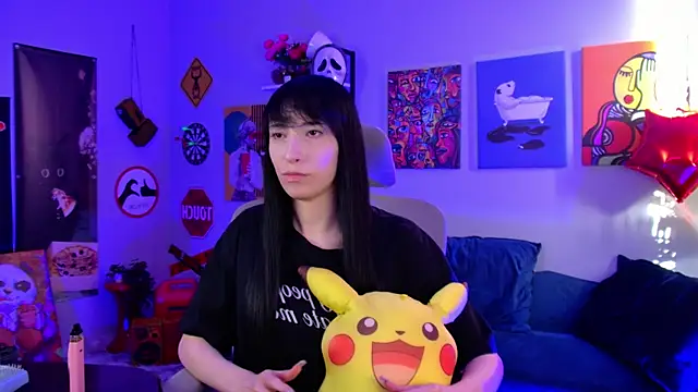 Snapshot of SeraphineSparda chatting on 06/03/26, 02:33 SeraphineSparda online show from 06/03/26, 02:33