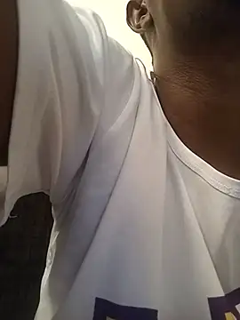 Snapshot of BlackDia1 chatting on 06/11/26, 01:38 BlackDia1 online show from 06/11/26, 01:38