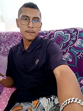 Lil black009 online show from 05/05/26, 11:07