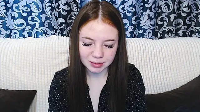 Snapshot of KendraSpt chatting on 05/24/26, 07:35 KendraSpt online show from 05/24/26, 07:35