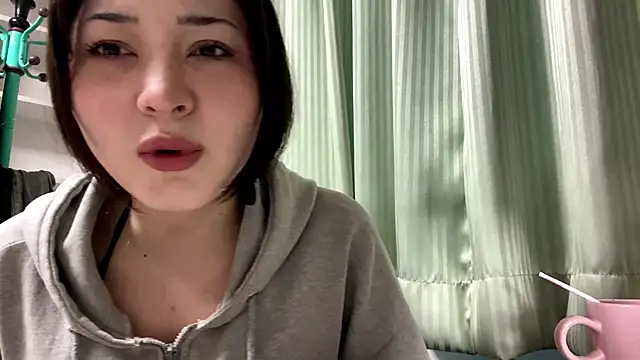 Snapshot of Sonata_Asky chatting on 05/16/26, 10:08 Sonata Asky online show from 05/16/26, 10:08