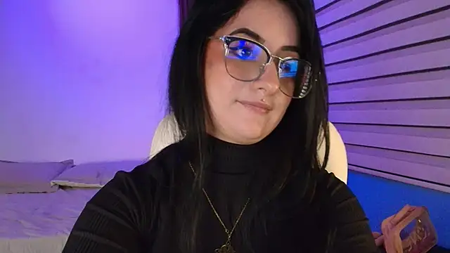 Snapshot of AnnyBonne9 chatting on 05/11/26, 02:45 AnnyBonne9 online show from 05/11/26, 02:45