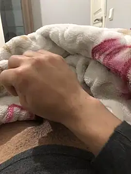 aliahmed6677 online show from 04/29/26, 07:09