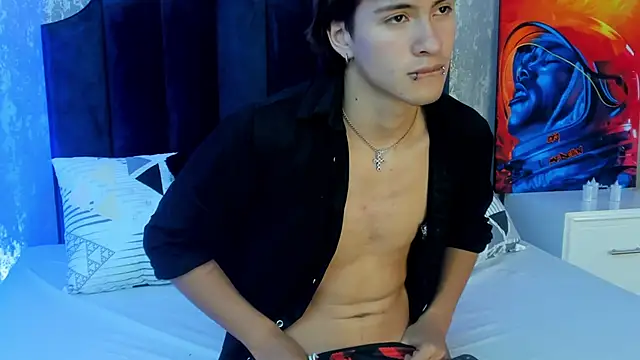 Liam Grayson  online show from 05/15/26, 10:50