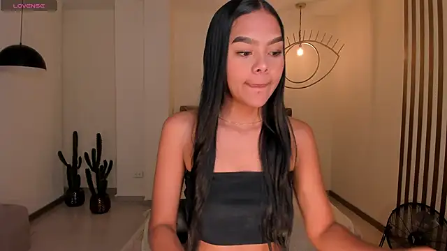 SaphiraJames online show from 07/02/26, 03:23