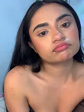 angiee boo1 online show from 05/02/26, 08:47