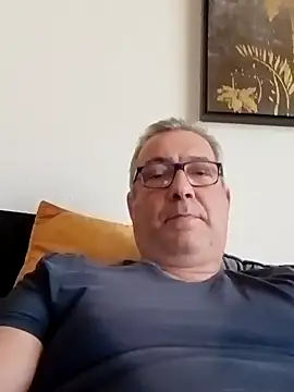 Soloyan online show from 01/30/25, 01:21