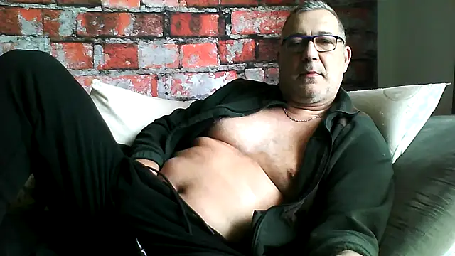 Soloyan online show from 12/14/25, 09:25