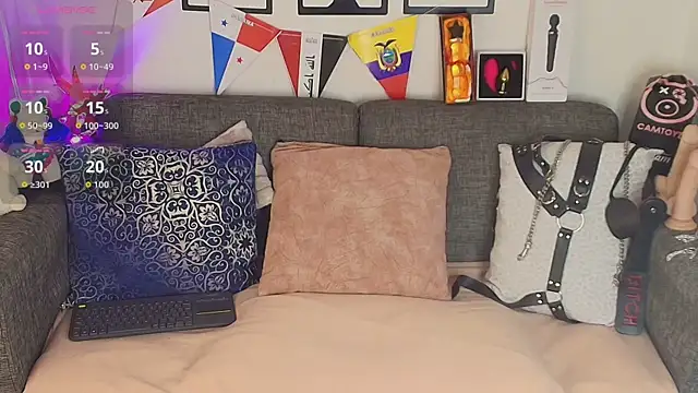 Snapshot of Angelabrowm chatting on 07/19/26, 12:42 Angelabrowm online show from 07/19/26, 12:42