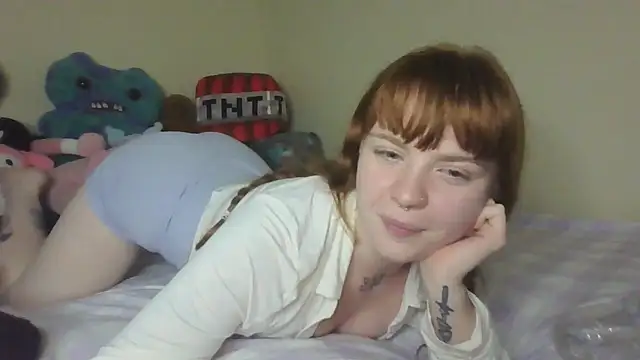 Snapshot of ceeceewraith chatting on 06/13/26, 02:15 ceeceewraith online show from 06/13/26, 02:15
