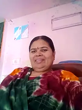 dheepika11 online show from 05/28/26, 03:37