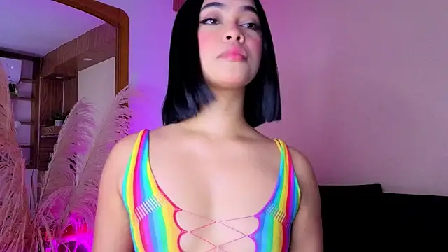Snapshot of Chloe_monroee chatting on 05/21/26, 03:13 Chloe monroee online show from 05/21/26, 03:13