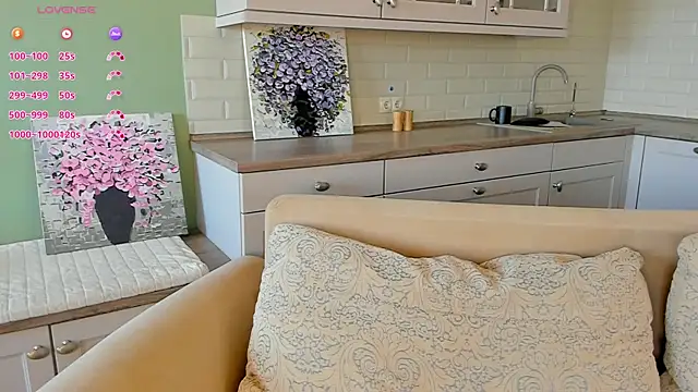 Snapshot of Chanelbayerr chatting on 07/05/26, 04:19 Chanelbayerr online show from 07/05/26, 04:19