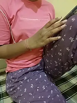 Snapshot of Seema_yadav01 chatting on 06/09/26, 05:19 Seema yadav01 online show from 06/09/26, 05:19