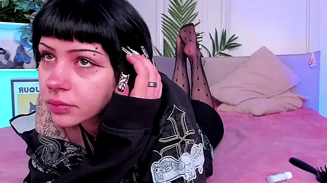 Ashley Alt online show from 07/24/26, 06:33