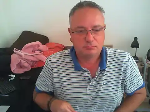 Snapshot of GeorgeCarlo chatting on 06/07/26, 05:44 GeorgeCarlo online show from 06/07/26, 05:44