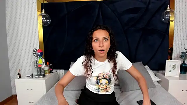 ANAMARIAMD online show from 05/14/26, 07:09