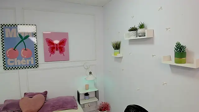 Sharon Adamss online show from 07/17/26, 07:19
