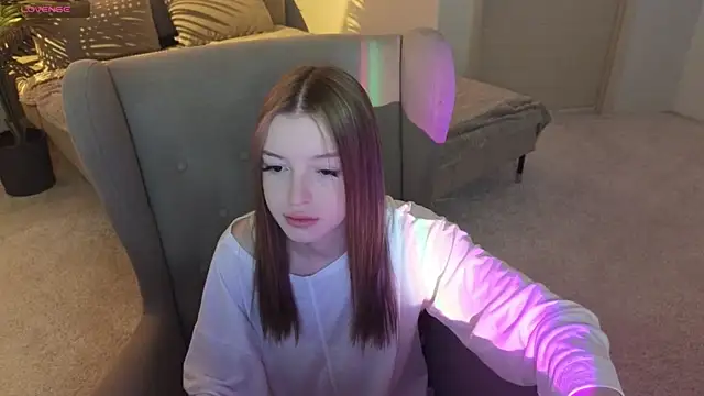 Snapshot of Eva_Th0mpson chatting on 07/15/26, 01:11 Eva Th0mpson online show from 07/15/26, 01:11