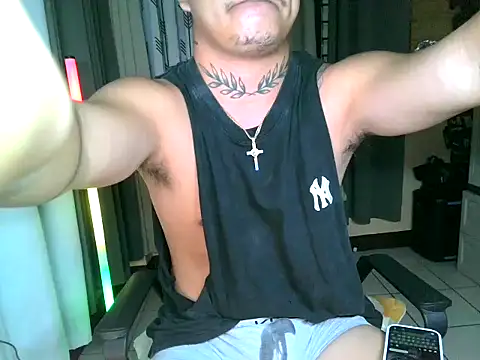 Snapshot of Ashtonfuckingboi chatting on 06/07/26, 02:37 Ashtonfuckingboi online show from 06/07/26, 02:37