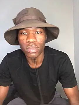 thandolezwe1 online show from 06/18/26, 11:47