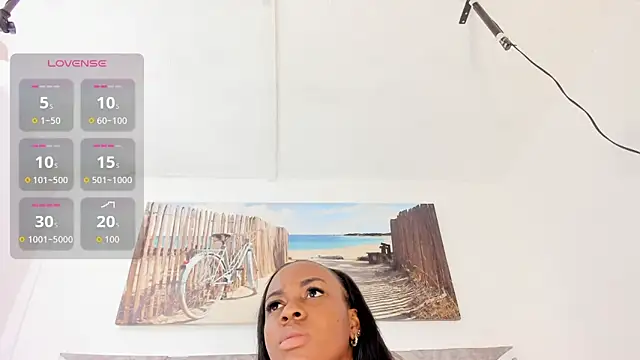 Snapshot of Alisson-Noa chatting on 05/26/26, 12:45 Alisson-Noa online show from 05/26/26, 12:45