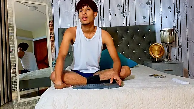 Alex Bloom online show from 05/16/26, 07:23
