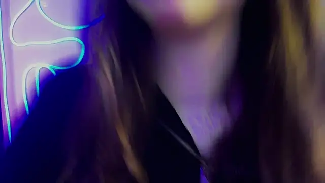 evvaavve online show from 07/03/26, 01:23
